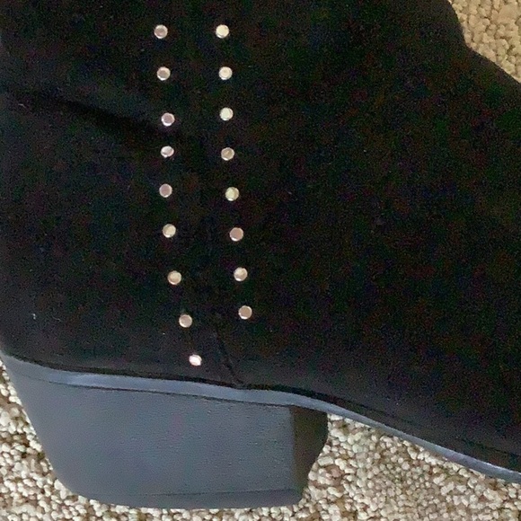 Esprit Tierra Black Faux Suede Side Zipper Ankle Boot Size 6 - Picture 7 of 8